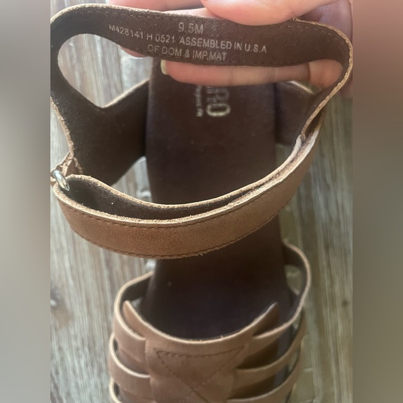 Munro Womens Haven Brown Leather Ankle Strap Sandals Size 9.5 - Picture 3 of 5